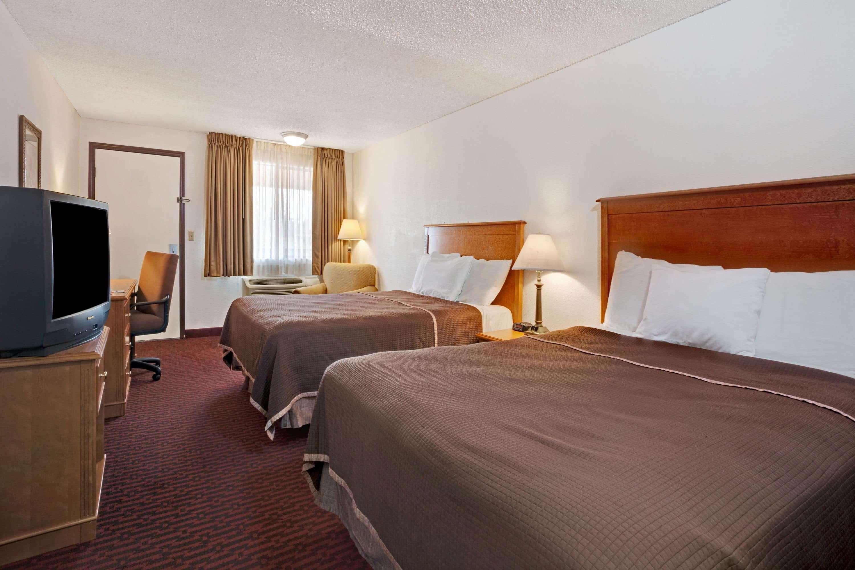 ฮาวเวิร์ด จอห์นสัน บาย วินด์แฮม ทัลลาแฮสซี Hotel แทลลาแฮสซี ภายนอก รูปภาพ